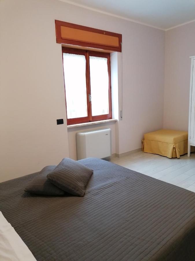 Residenza Guglielmi Bed & Breakfast Кампобасо Стая снимка