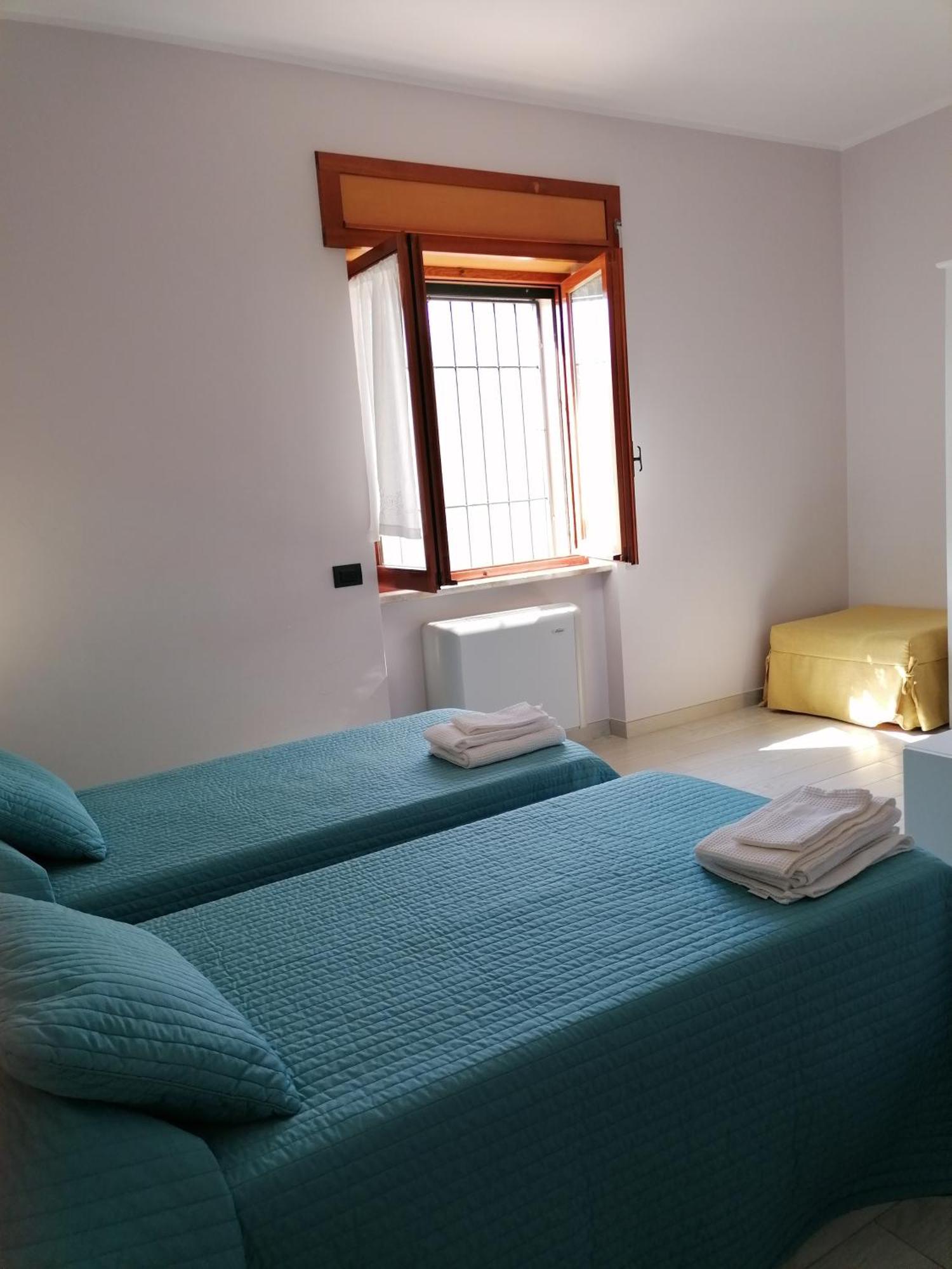 Residenza Guglielmi Bed & Breakfast Кампобасо Екстериор снимка
